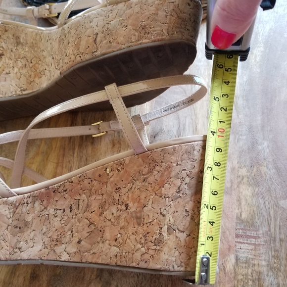 ♠️🌿EUC! Kate Spade Wedge sandals- 8.5 - Picture 3 of 11